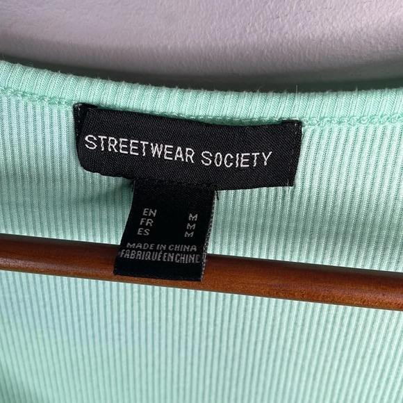 5/$25 STREETWEAR SOCIETY Mint Green Rib Crop Top Lettuce Hem Tied Front Size M - Picture 6 of 9